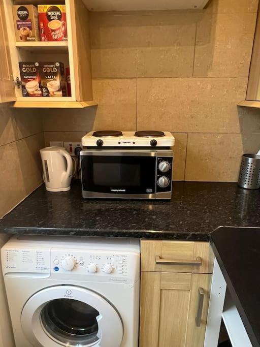 001- Lovely 3-Bedroom Very Close To Oxford Street 런던 외부 사진